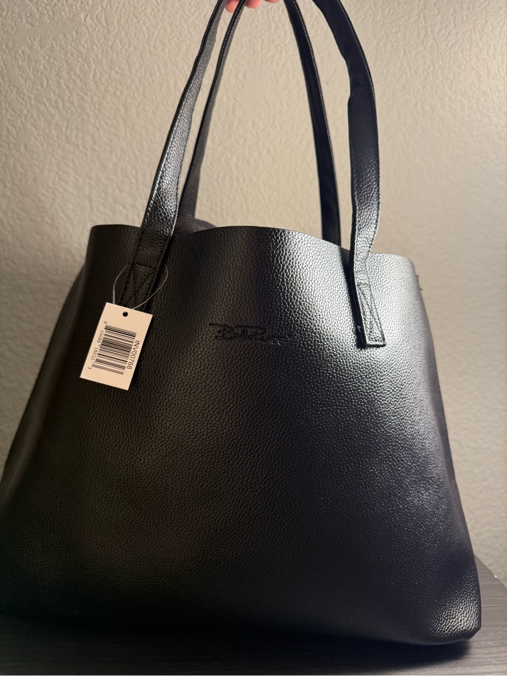 NWT BELLA RUSSO PEBBLED TOTE BAG